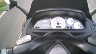 Yamaha TMAX XP500 500 twin. A 1 minute review. - YouTube