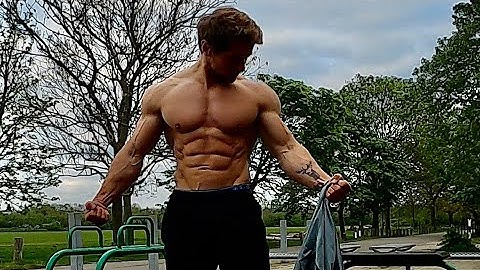 500 PUSH UPS in 1 set.