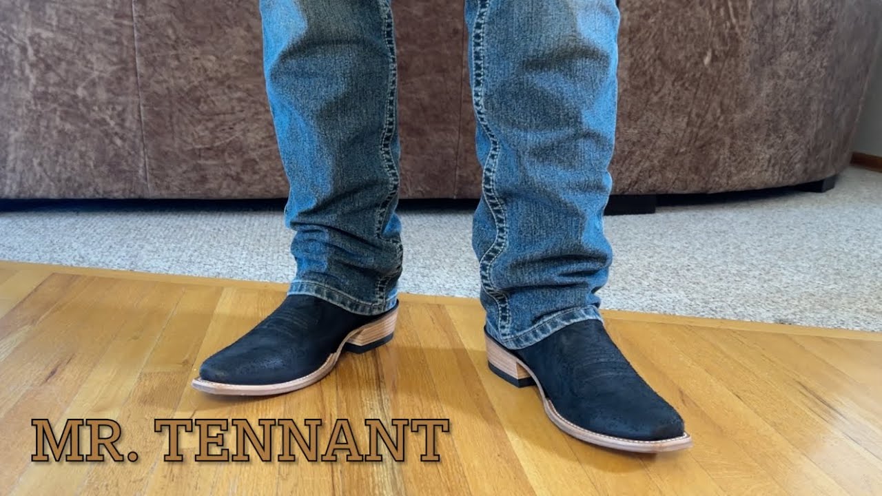 Ariat Futurity Rider Cowboy Boot Unboxing and First Impressions - YouTube