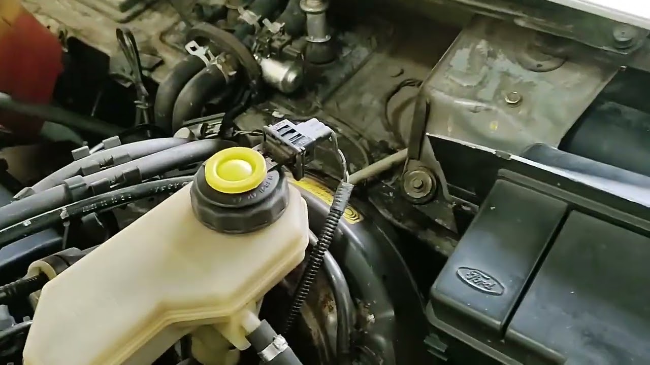 COMO TIRAR VAZAMENTO DE AGUA QUE APODRECE O ASSOALHO DO FIESTA 1998