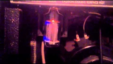 12AX7 Pre Amp Valve Hiss + Frying Noises. My Valve Amp eBook links