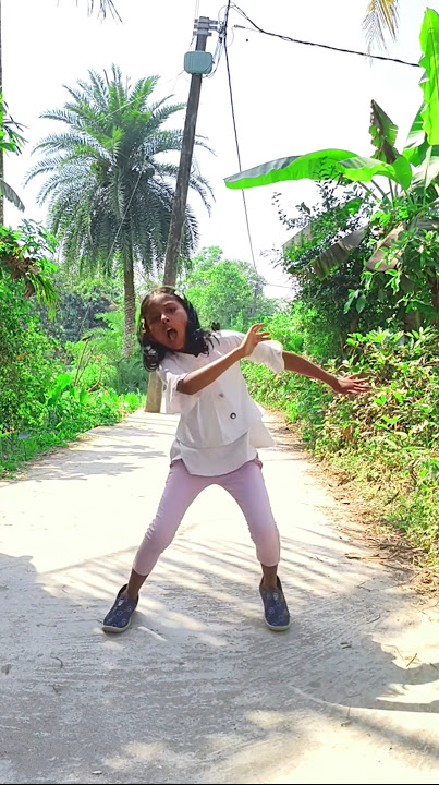 Dil Mein Baji Guitar 💃💃#shorts #dance #ytshorts #trending