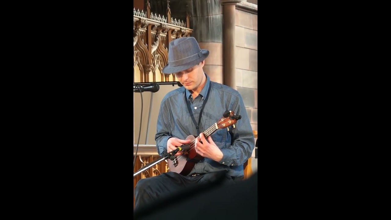 Mike Haysom - Cree, From Source to Sea (Live at Ukulele Festival of Scotland) - YouTube