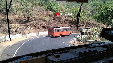 कशेडी घाटात एस्टी बस :MSRTC BUS CHASING MSRTC BUS IN KASHEDI GHAT | MSRTC BUSES MAHARASHTRA