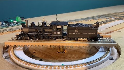 Test HO/HOn3 dual gauge turntable