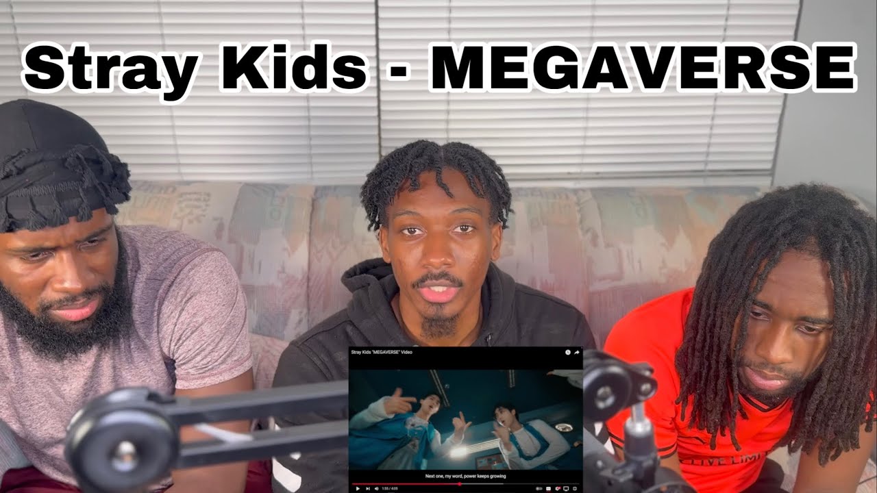 FIRST TIME LISTENING TO Stray Kids 