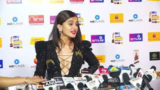Taapsee Pannu at Red Carpet of Mirchi Music Award (Video)