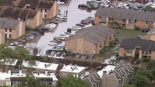 Several killed in Texas floods as rescues continue