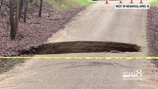 Large sinkhole opens west of Newaygo