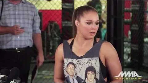 Ronda Rousey shuts down feminist reporter on femal...