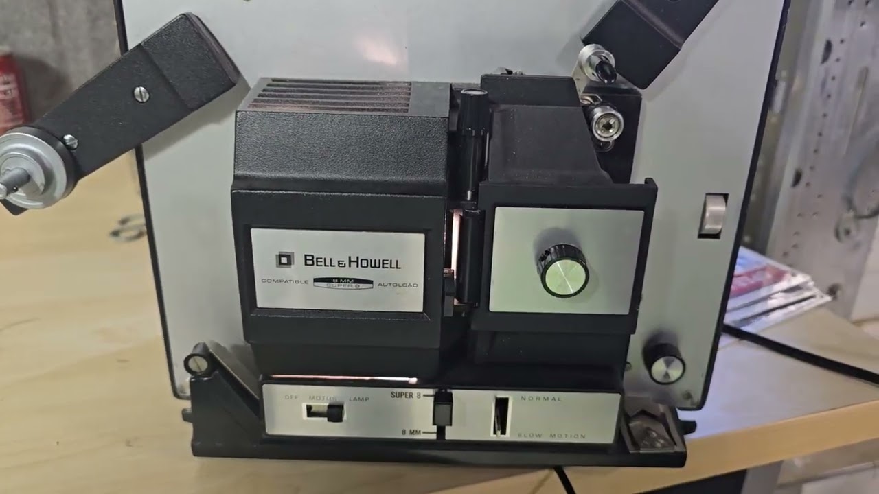 Lot 11571z-- Vintage Bell & Howell Projector. January 20th,  2025 Online Auction.