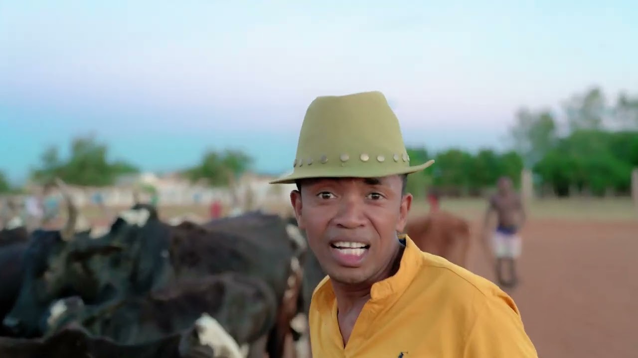 Bekasety - AOMBILAHY BETRAFO (Official Video)