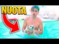 IL NOSTRO CANE NUOTA in PISCINA PER LA PRIMA VOLTA...😭*EMOZIONANTE*