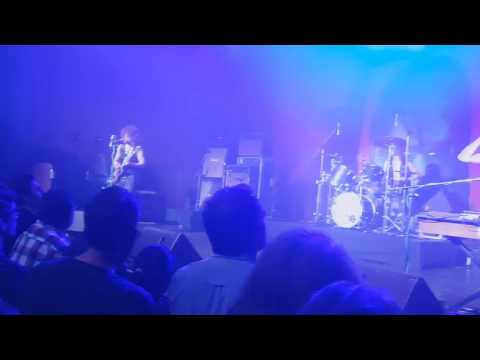 Wolfmother - Colossal