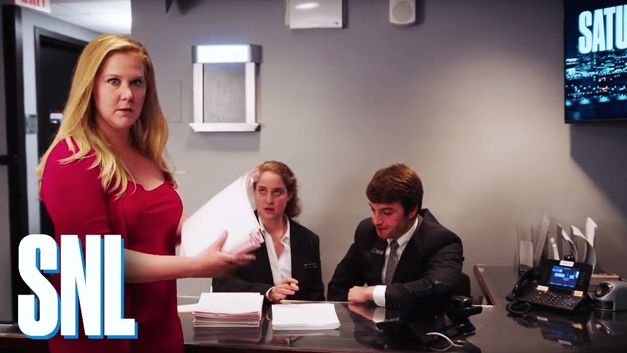 Amy Schumer Goes Behind the Scenes at SNL