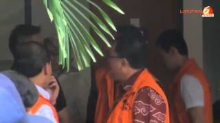 Nadia Mulya Jenguk Ayahanda Di Rutan Kpk