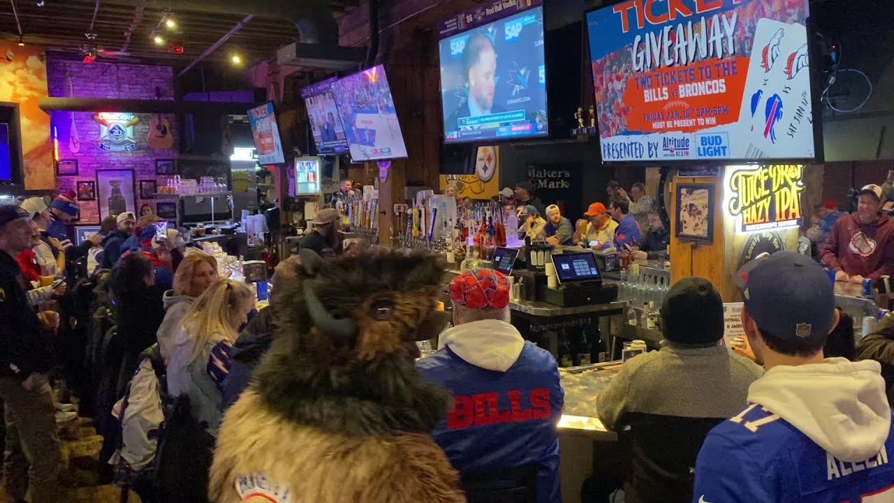 Bills fans fill Jackson's LODO in Denver