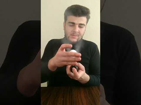 كورة بتطير فوق     