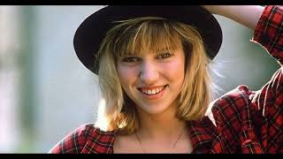 Watch Debbie Gibson Stand Your Ground video