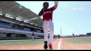 Christopher Ayala No Se Quedó Atrás Y También Le Aplicó El Power