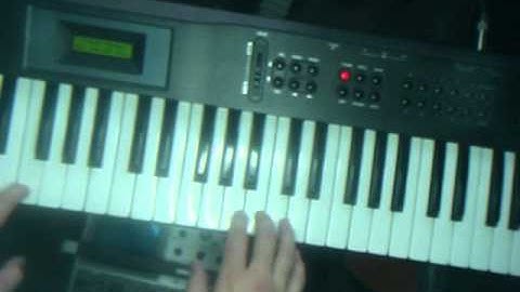Korg X5D for sale, perfect condition - recent battery change, from a pet free smoke free studio