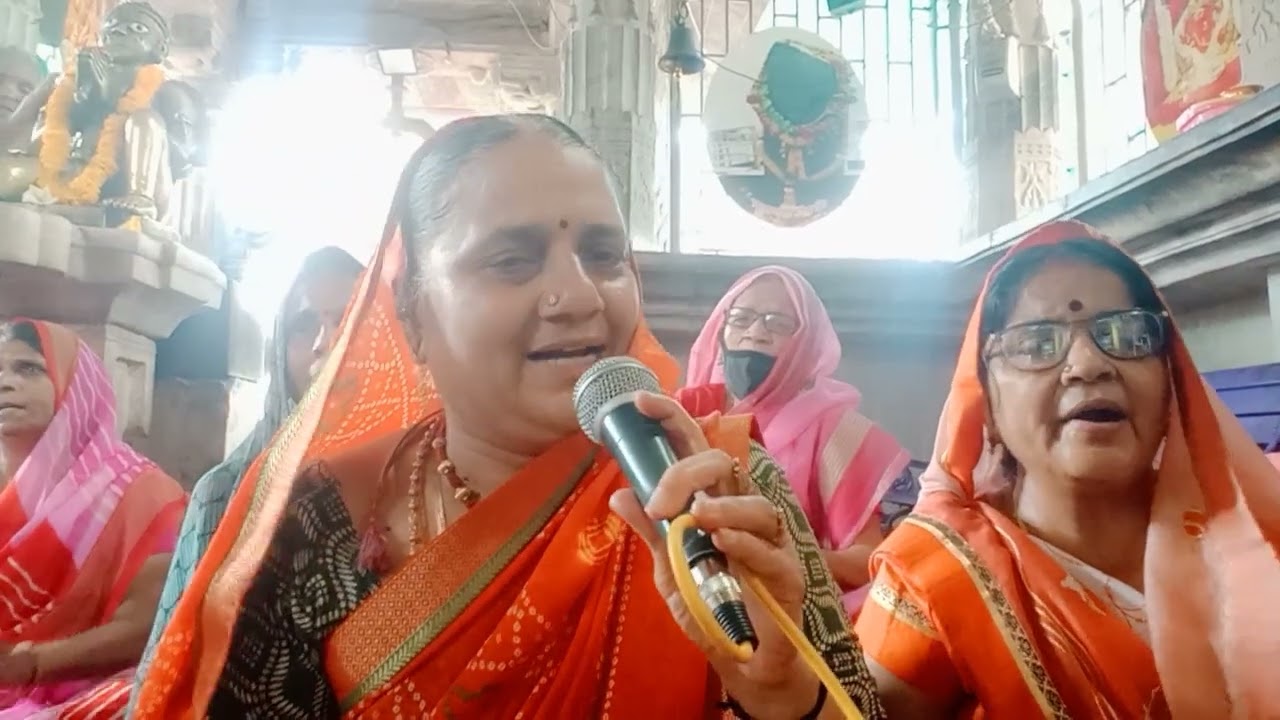 बांध गुगरा मीराबाई नाचे ले हांथा खड़ताल मीराबाई का प्यारा सा भजन 🙏🏻🌷❤️❤️