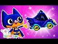 ¡NUEVO! 🦇🦸  Construimos el Batmovil | Taller de coches de Superzoo