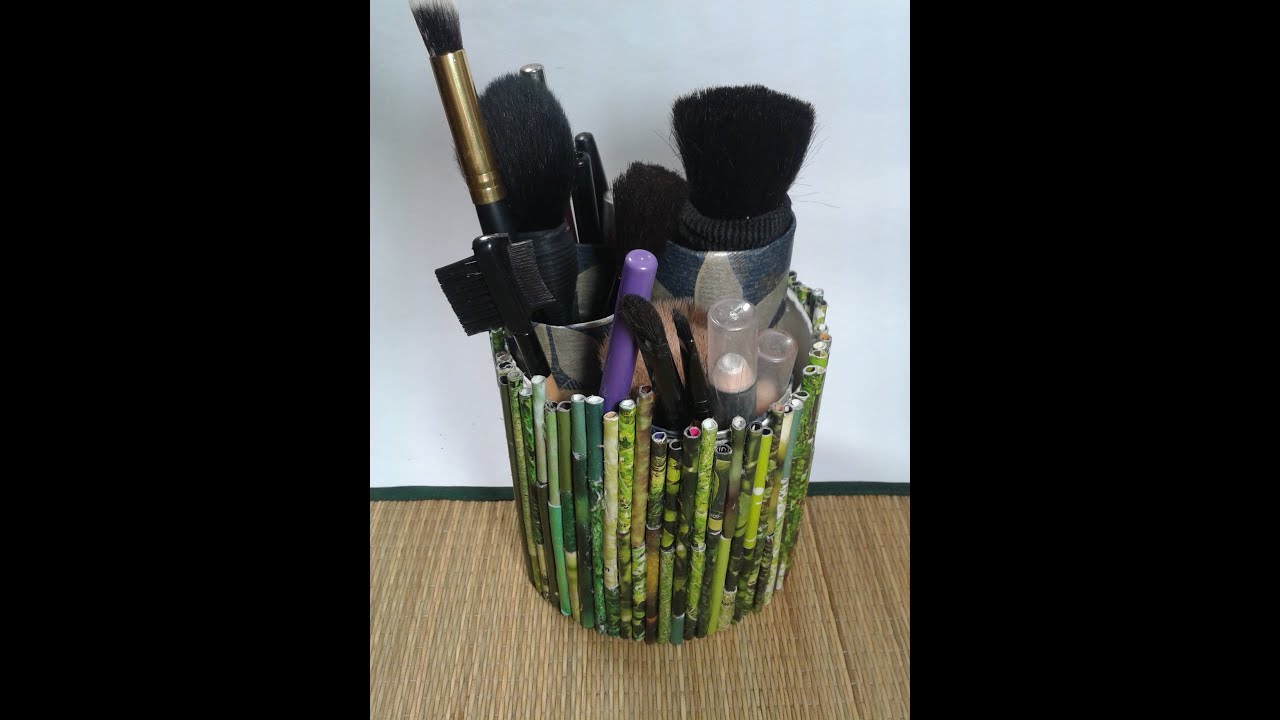 Como hacer un organizador de brochas con rollitos de carton // Recycled brochas elf