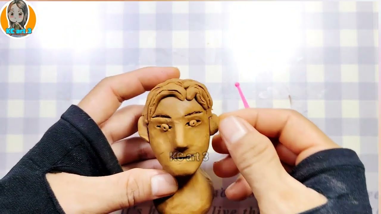 Tượng chân dung nhân vật mĩ thuật lớp 8 bài 6 | Cách làm tượng chân dung nhân vật bằng đất nặn