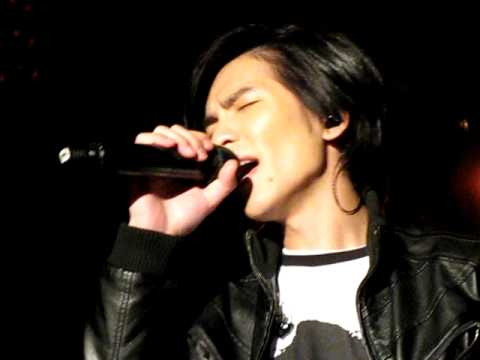 2009/11/02　蕭敬騰．阿飛的小蝴蝶．勤益科大校園演唱會１