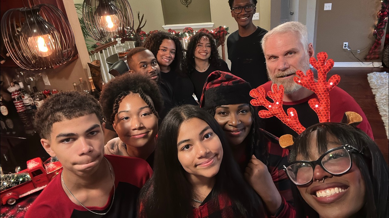 Epic Family Christmas Morning | Heartwarming Traditions, Gift Unwrapping, and Holiday Fun!
