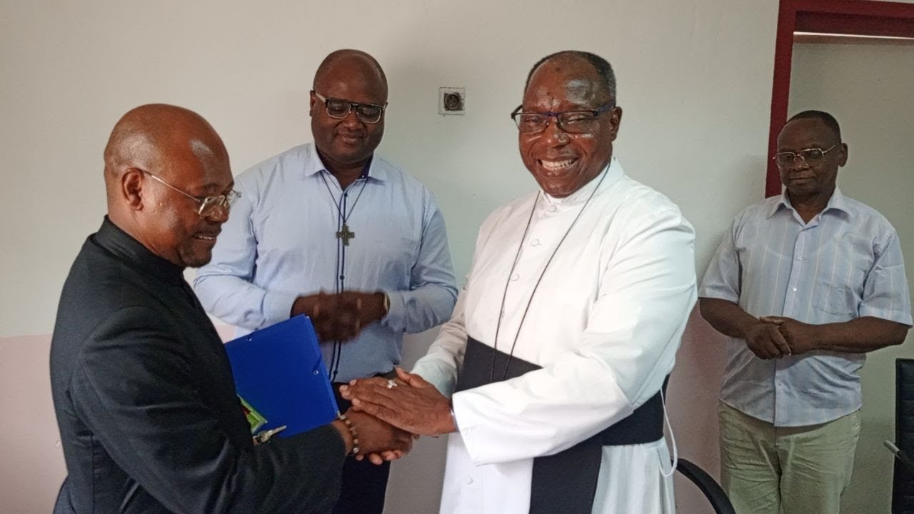 PASSATION DES CHARGES DU VICARIAT GÉNÉRAL ET DE LA COMMISSION DU PATRIMOINE A L’ARCHEVÊCHÉ