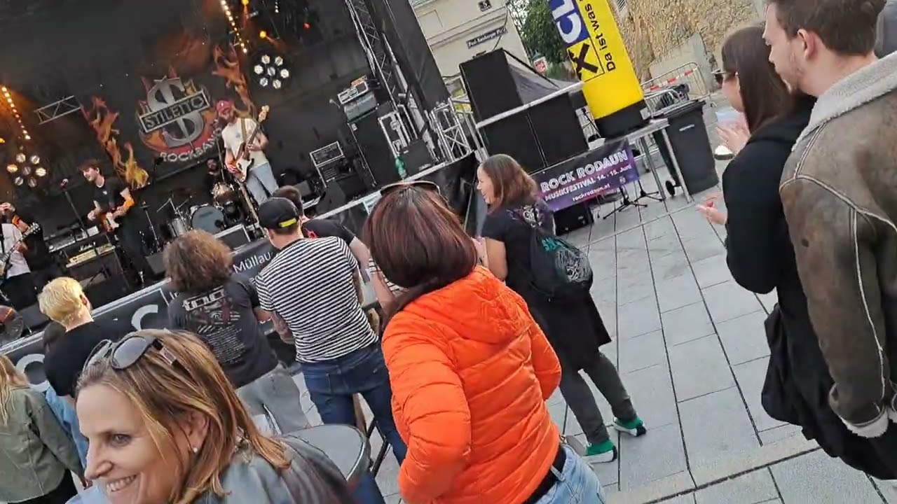 Burgrock Open Air Festival 2024 Zug nach Wien