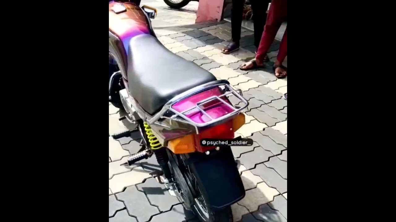 Yamaha RXZ 135 - 5 Speed with Unique colour combination🔥⚠️❤️