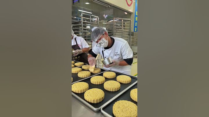 How Many Workers Are Slacking Off And Sleeping? #food #mooncake #cake