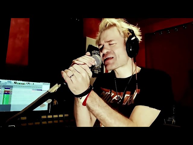 Sum 41 - Never There (Recording Vocals Deryck Whibley) class=