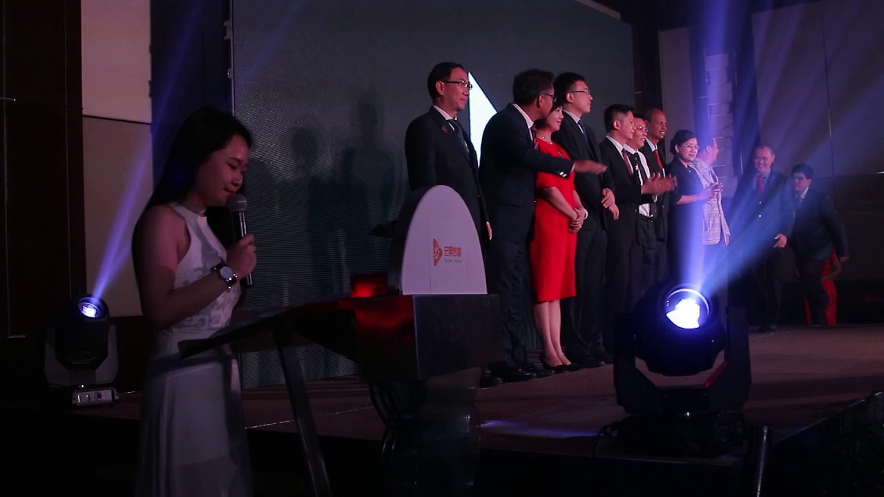 Emcee Cathy_ chinese language