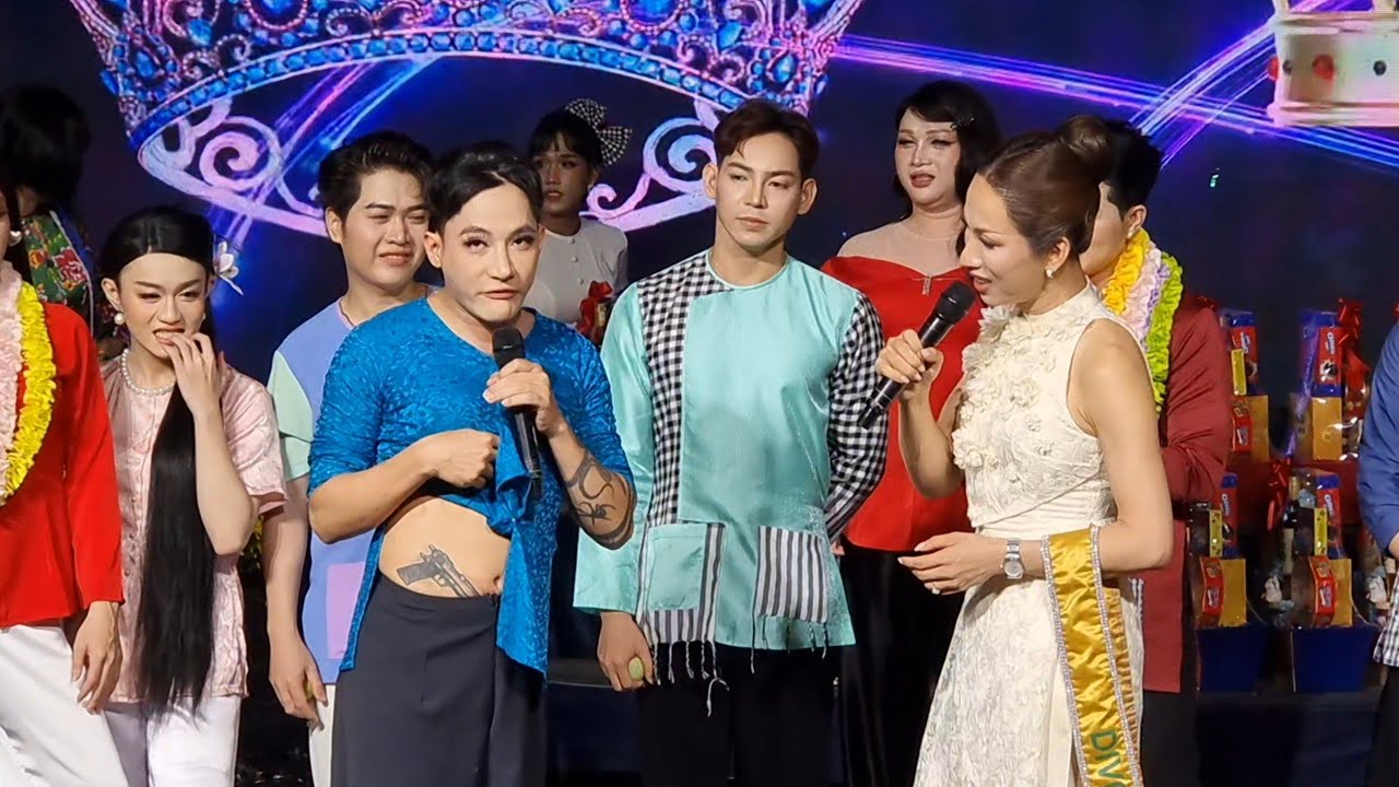 Cười xỉu sự thật đằng sau những hình xăm độc lạ của Lộ Lộ và Thúy Diễm 