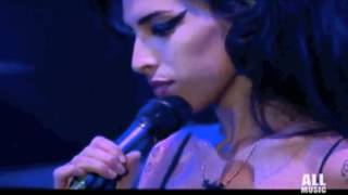 Video thumbnail of "Amy Winehouse - Back to Black amazing live performance!"