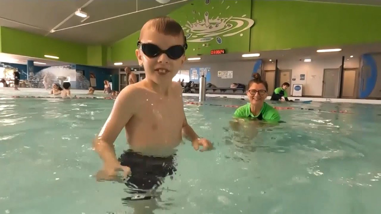 program-teaches-kids-with-autism-to-swim-youtube