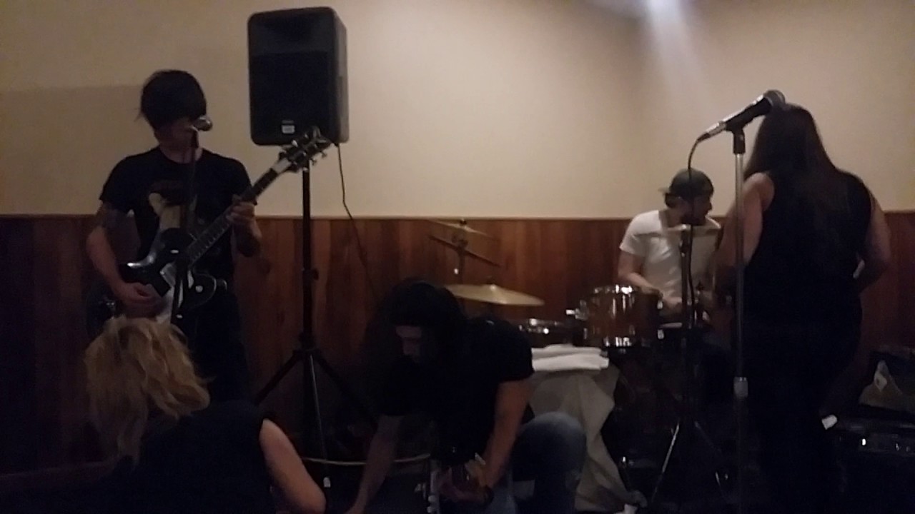 Drake Bell at Sport Island pub after party