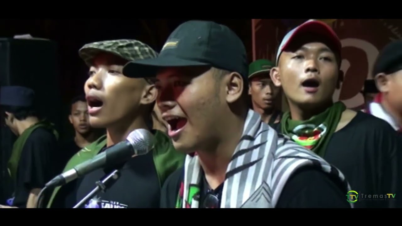 Prosesi Penyalaan Api Unggun | Perkemahan Pramuka Santri Attarmasie