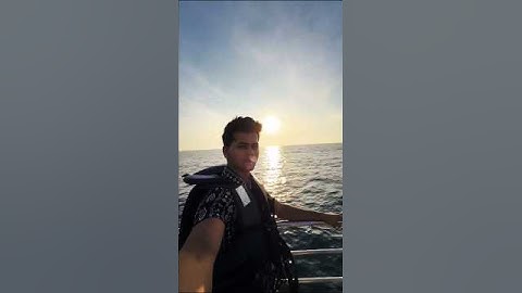 On vacay ⛵⛵ Siddharth Nigam #vibhanigam #siddharthnigam #abhisheknigam #shorts #reels #srilanka