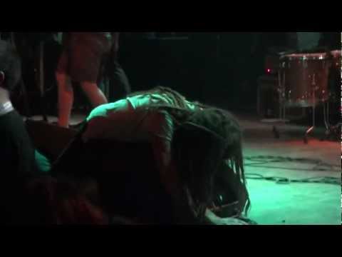 Underoath - Moving