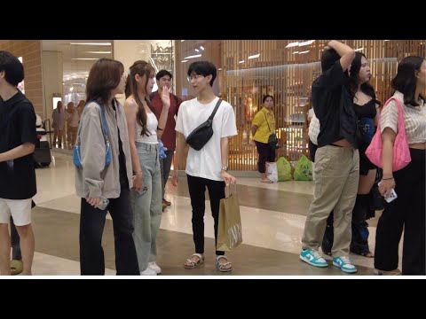 Stroll through Bangkok shopping malls and admire Thai beauties | 漫步曼谷商场,欣赏泰国美女