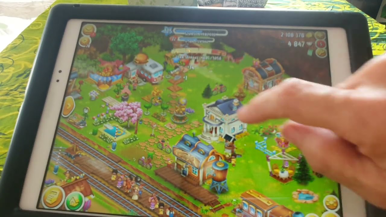 Hay Day Preparing townies for a train task  Heididay107