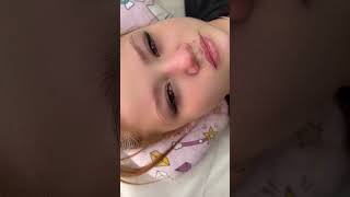 Наращивание ресниц на готовых пучках М изгиб