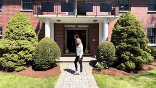 124 Lauricella Ln