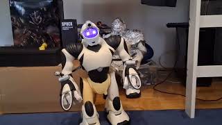 Wowwee robot v2 New Batterys test run