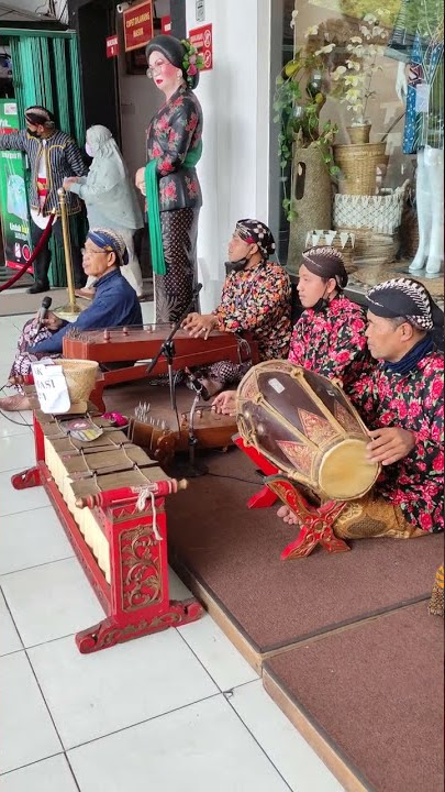 MERDUNYA ALUNAN LANGGAM JAWA
